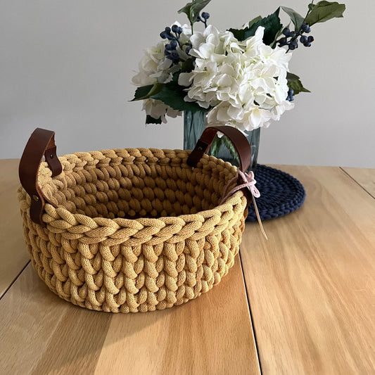 10" Handmade chunky crochet basket, Round crochet basket, Wood bottom basket, Leather handle basket, Made to order - BasketsandBlanketsNJ